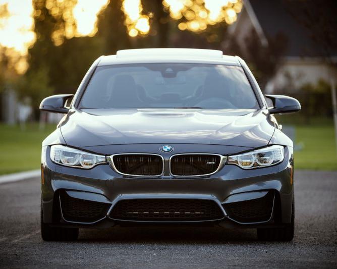 BMW отзывает более 100 тысяч автомобилей из
