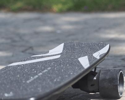 WowGo выпустил электроскейтборд WowGo Mini 2S с двумя двигателями по 700 Вт