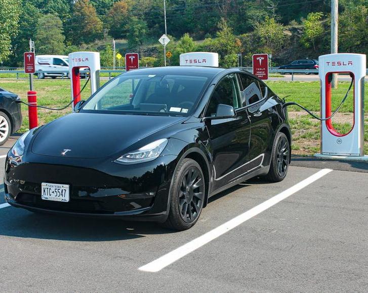Копии авто в Китае: Tesla Model Y за 2500 долларов и другие предложения от Mecides