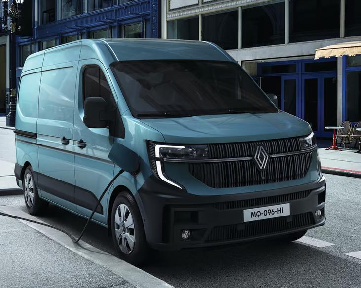Новейший электрофургон Renault проезжает 460 км на одной зарядке