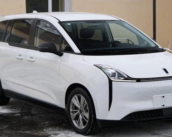Электромобиль Alfarus из Саратова
