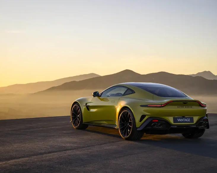 В Aston Martin представили обновлённую модель Vantage