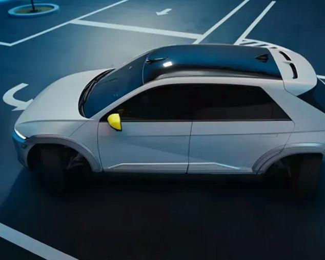 Hyundai продемонстрировала технологию крабовой ход на модели Ioniq 5 на выставке CES 2024